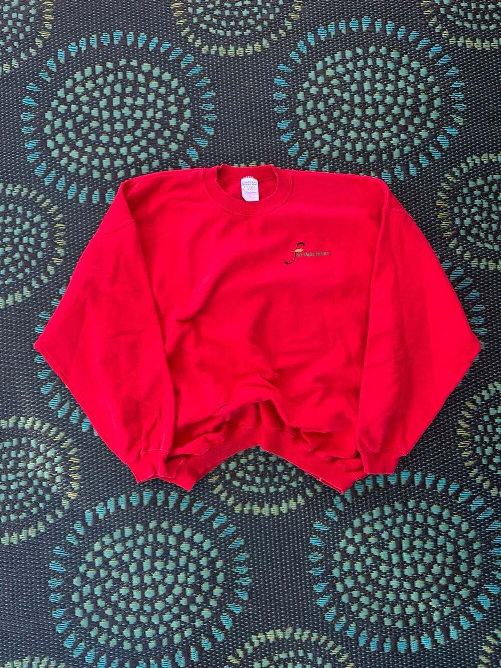 Gildan Boxy Fair Oaks Farms Sweatshirt Size XXL Red Embroidered Crewneck